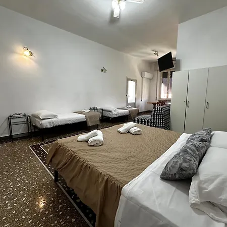 Bed & Breakfast Near It 2 Pisa